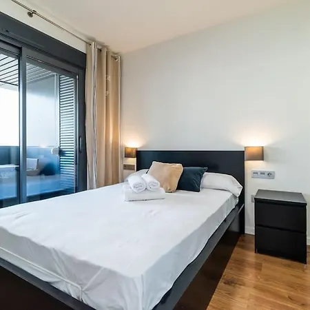 Moderno apartamento con Piscina y Parking-3